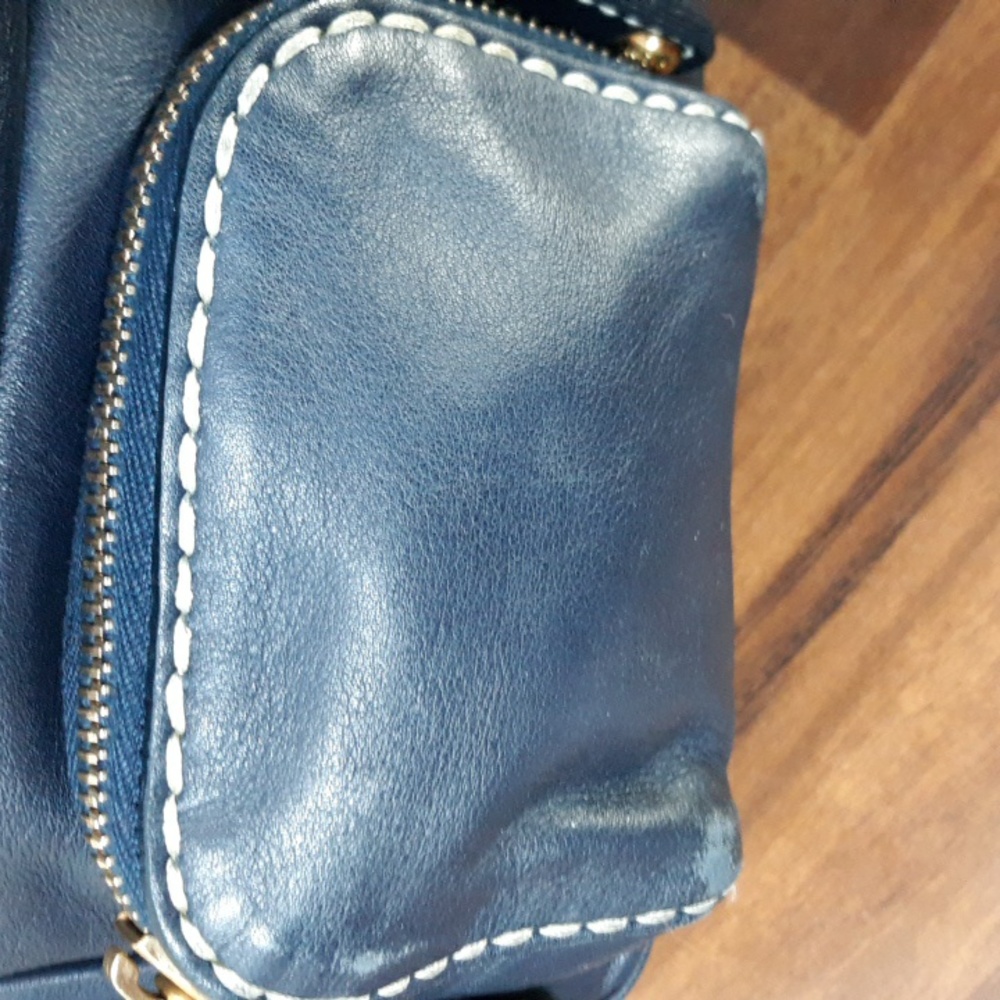TOD'S Shoulder Leather Zip Pocket Handbag - Picture 15 of 16